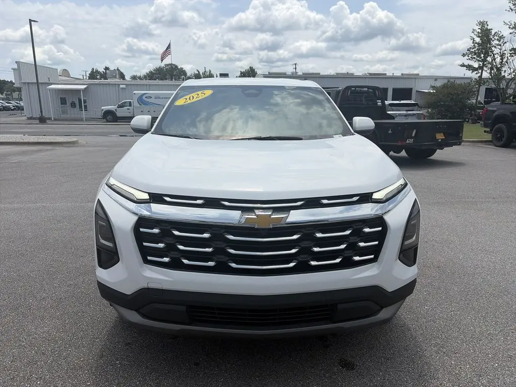 2025 Chevrolet Equinox - $23,560