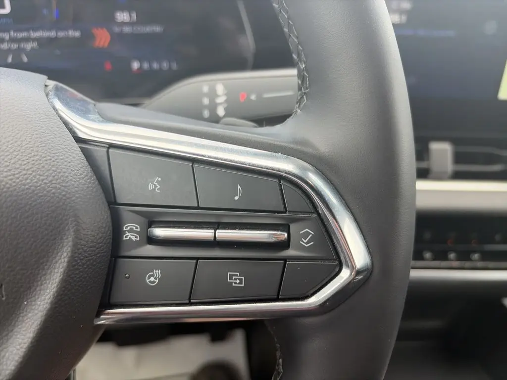 2025 Chevrolet Equinox - $23,560