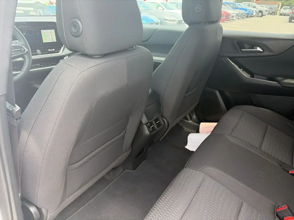 2025 Chevrolet Equinox - $23,560