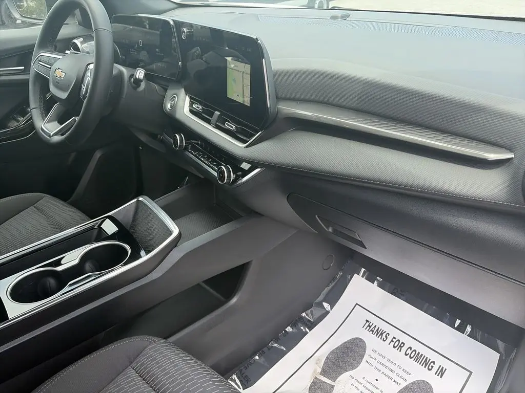 2025 Chevrolet Equinox - $23,560