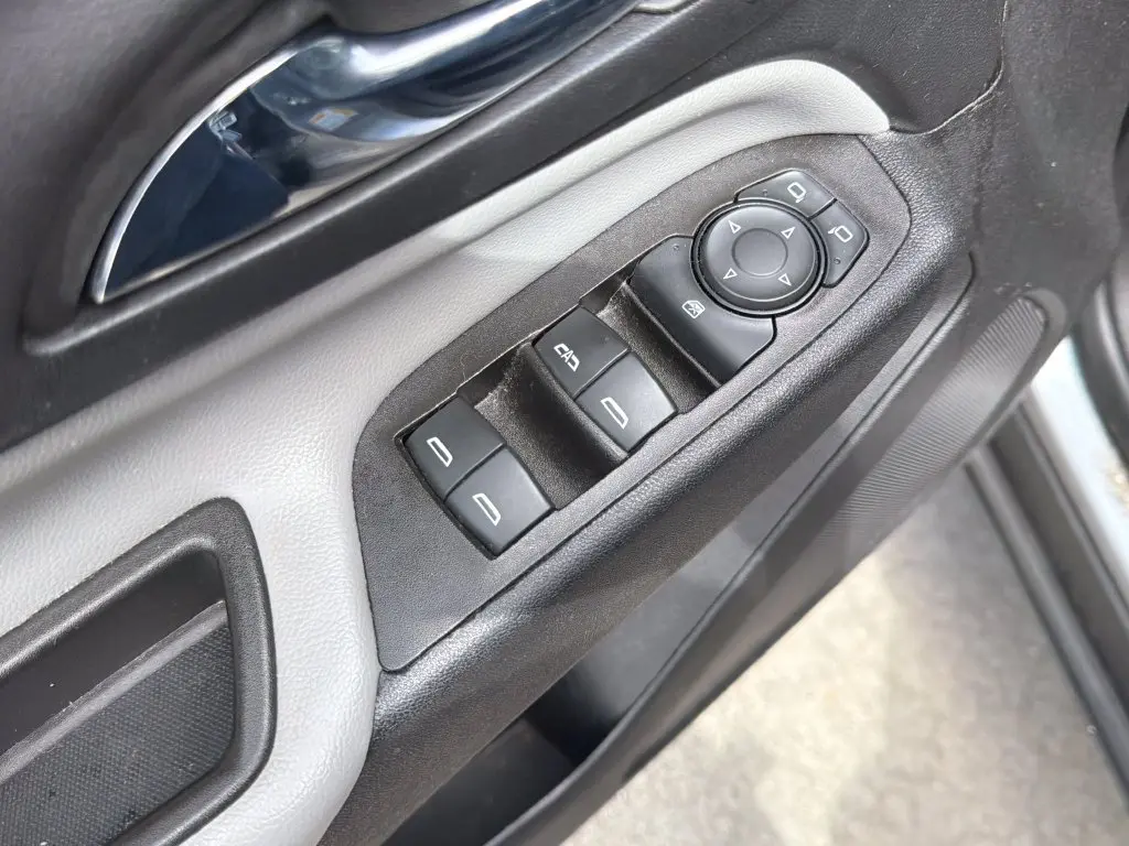 2024 Chevrolet Equinox - $19,501