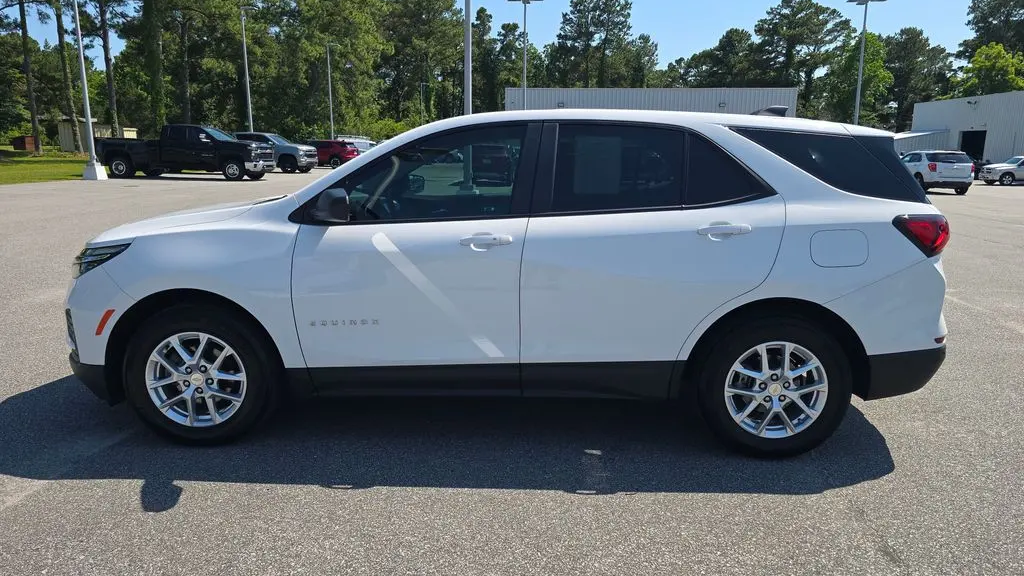 2024 Chevrolet Equinox LS