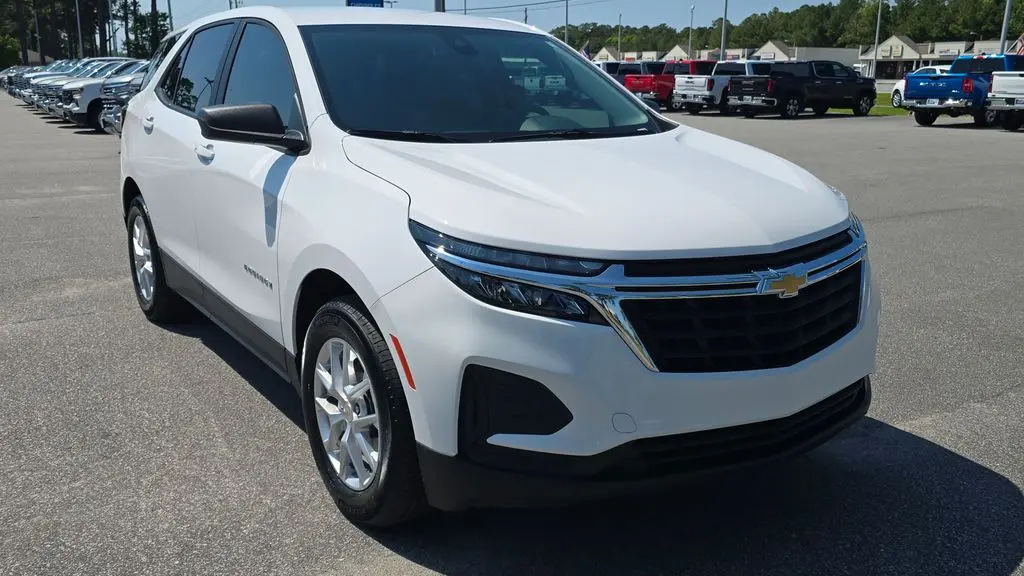 2024 Chevrolet Equinox LS