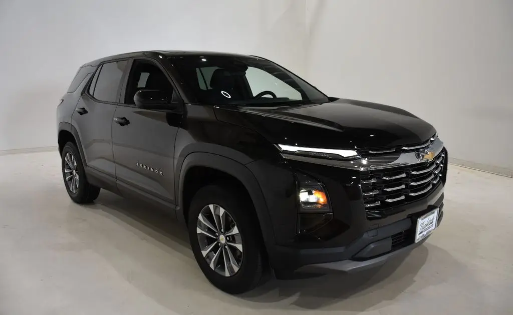 2025 Chevrolet Equinox - $21,900