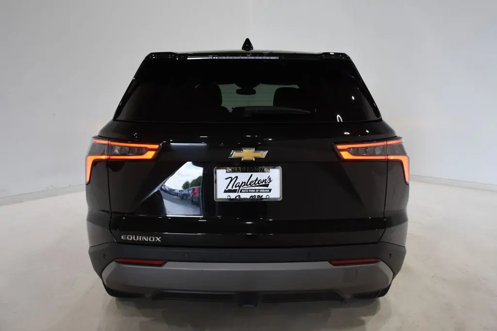 2025 Chevrolet Equinox - $21,900