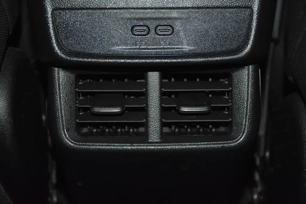 2025 Chevrolet Equinox - $21,900