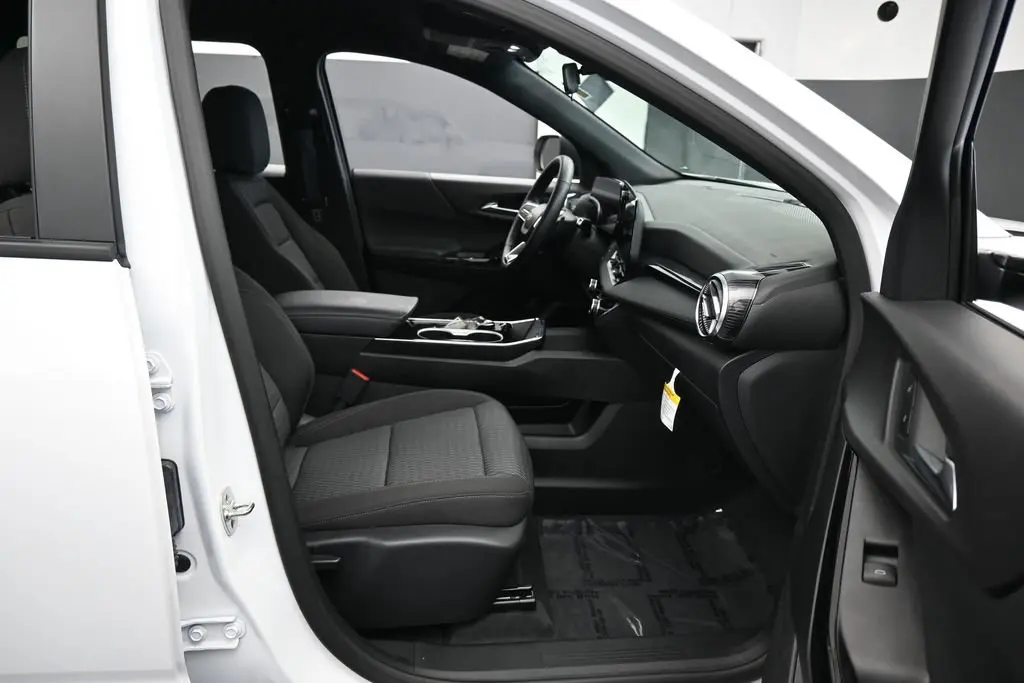 2026 Chevrolet Equinox - $22,872