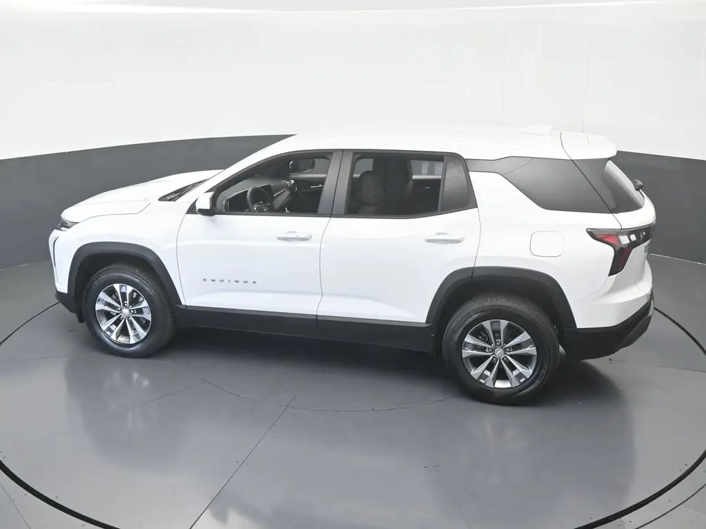 2026 Chevrolet Equinox - $22,872