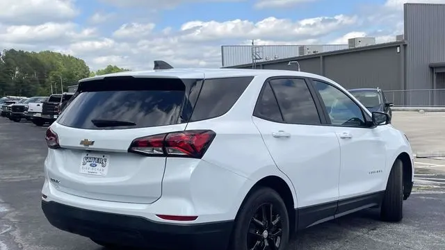 2024 Chevrolet Equinox LS