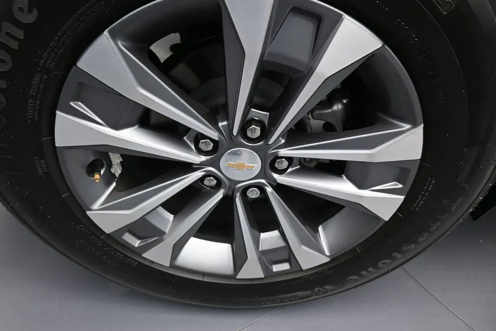 2026 Chevrolet Equinox - $23,974