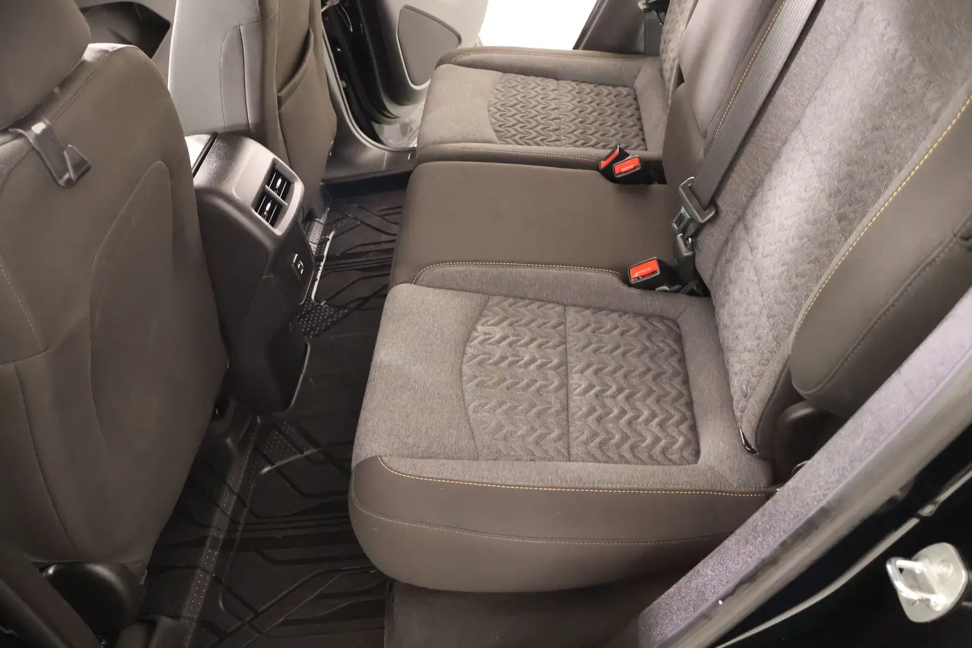 2023 Chevrolet Equinox - $18,197