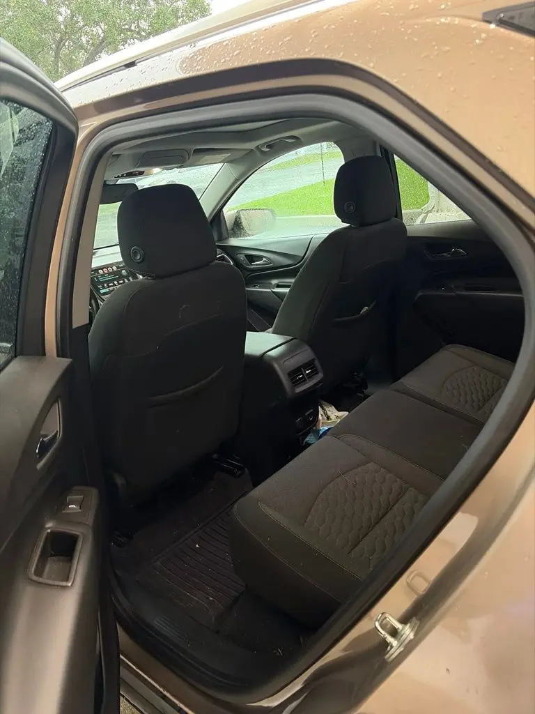 2018 Chevrolet Equinox - $11,832