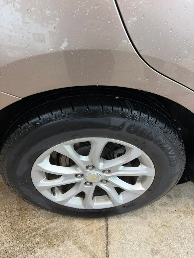 2018 Chevrolet Equinox - $11,832