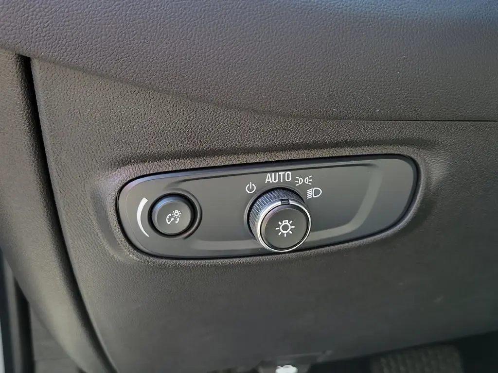 2024 Chevrolet Equinox - $17,801