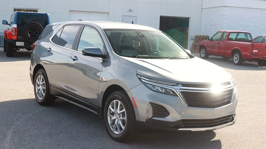2023 Chevrolet Equinox LT