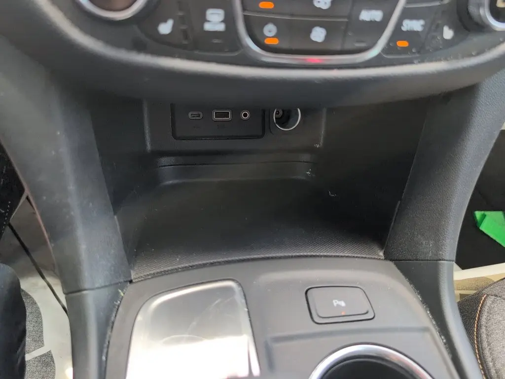 2024 Chevrolet Equinox - $18,932