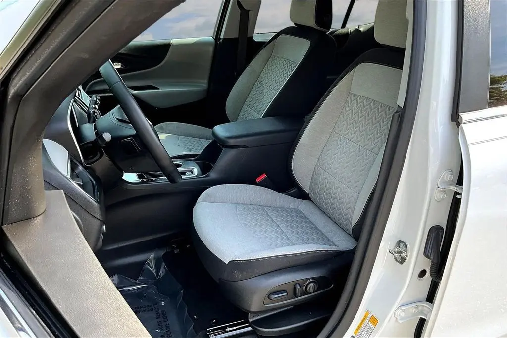 2023 Chevrolet Equinox - $19,500