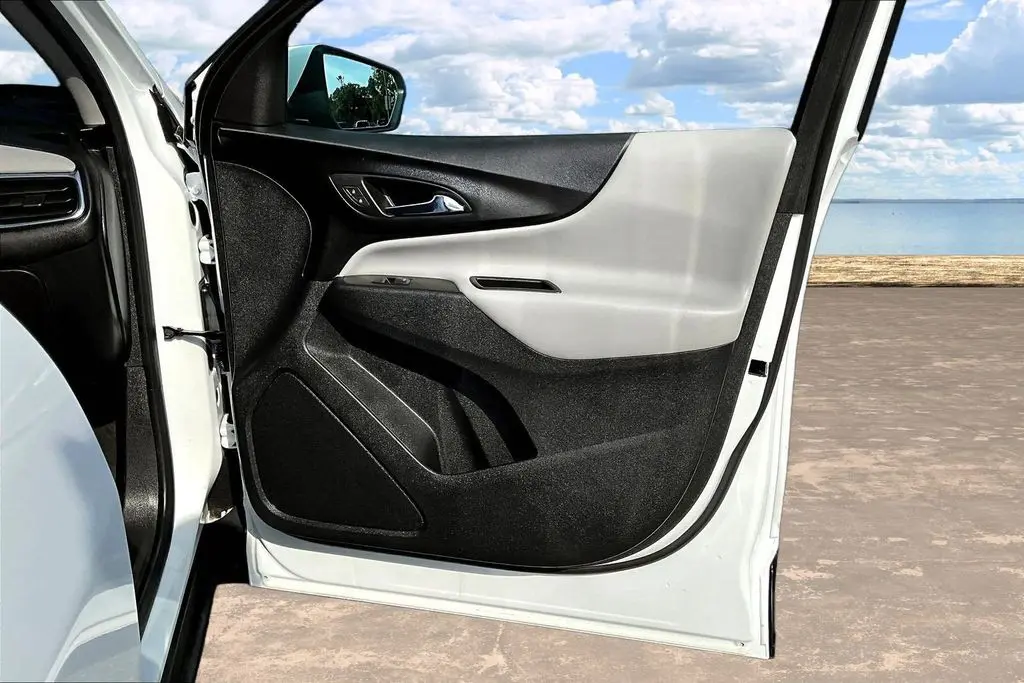 2023 Chevrolet Equinox - $19,500