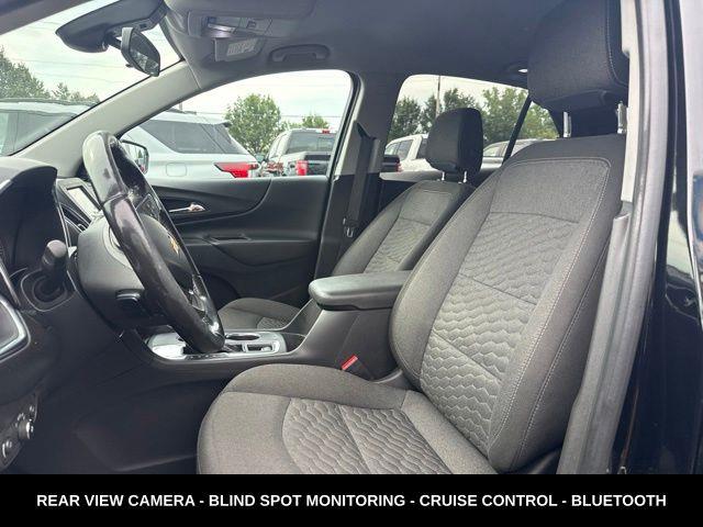 2021 Chevrolet Equinox LT — photo 1 of 12