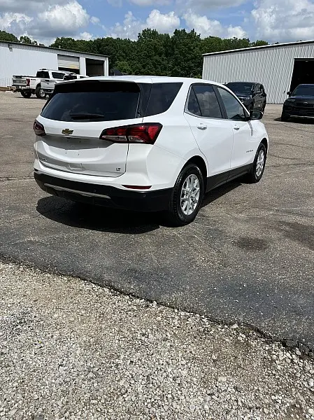 2022 Chevrolet Equinox - $20,998