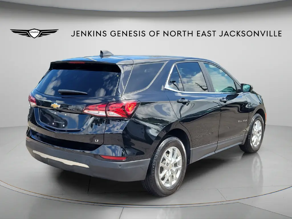 2022 Chevrolet Equinox - $17,495