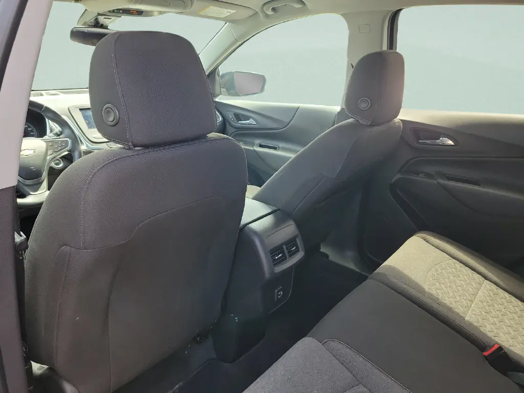 2022 Chevrolet Equinox - $17,495