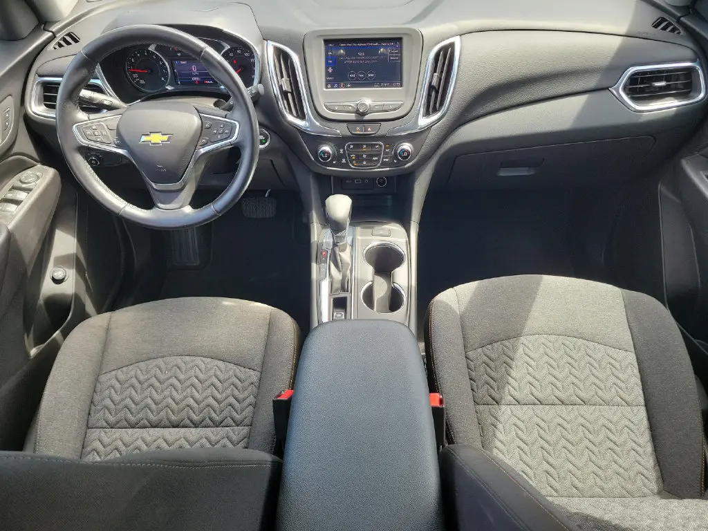 2022 Chevrolet Equinox - $17,495