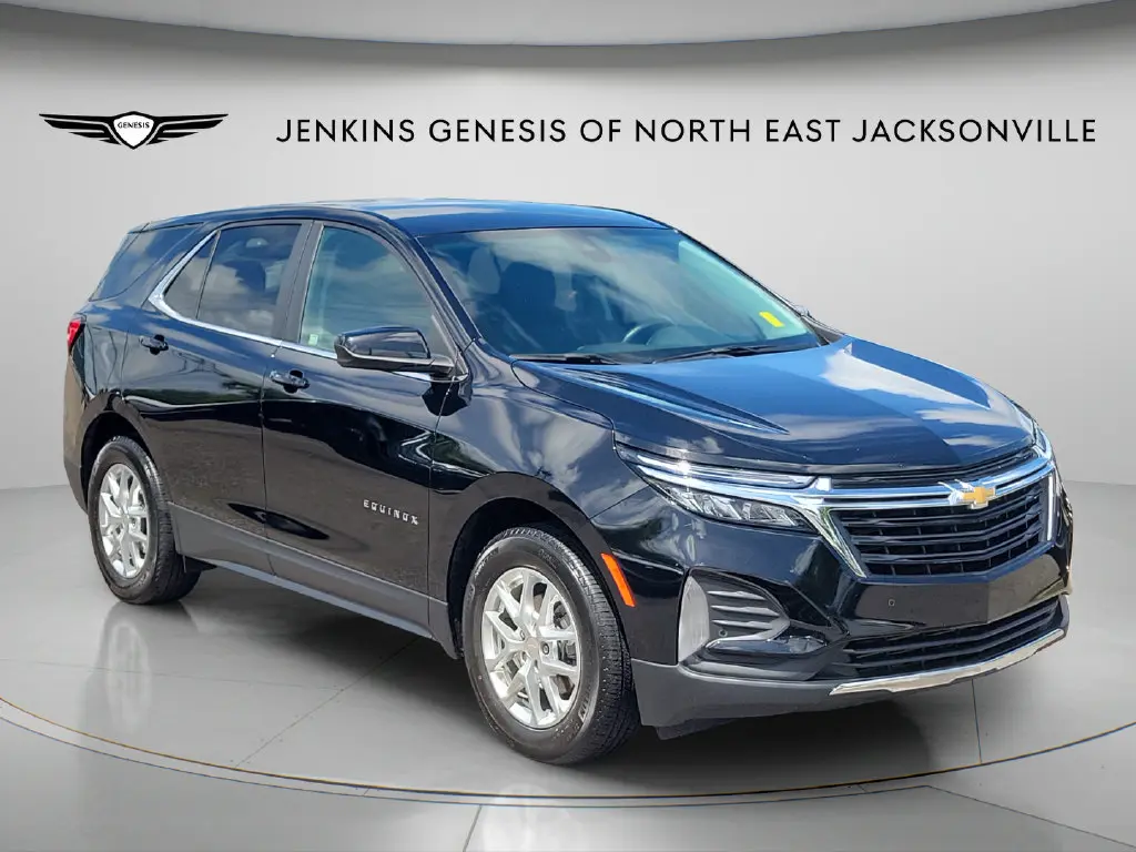 2022 Chevrolet Equinox - $17,495