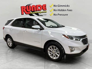2019 Chevrolet Equinox with Summit White Exterior
