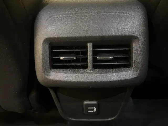 2020 Chevrolet Equinox - $16,215