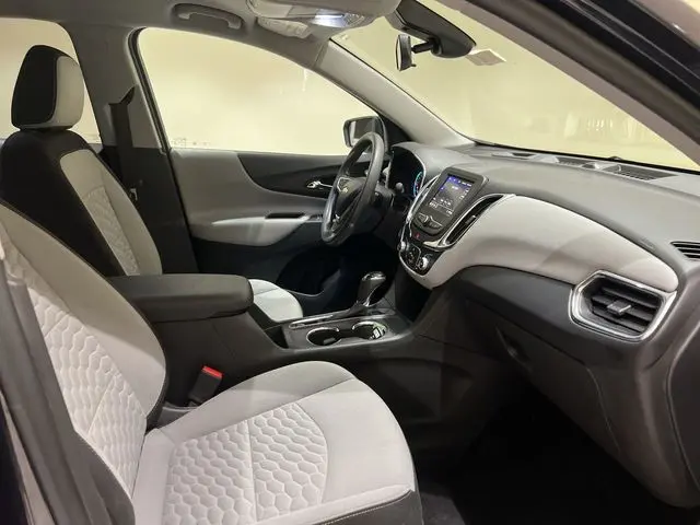 2020 Chevrolet Equinox - $16,215