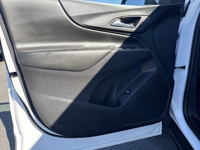 2022 Chevrolet Equinox - $24,450