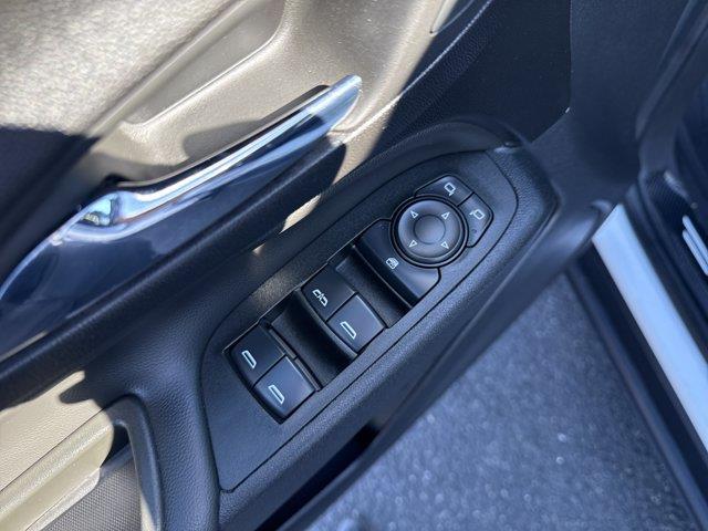 2022 Chevrolet Equinox - $24,450