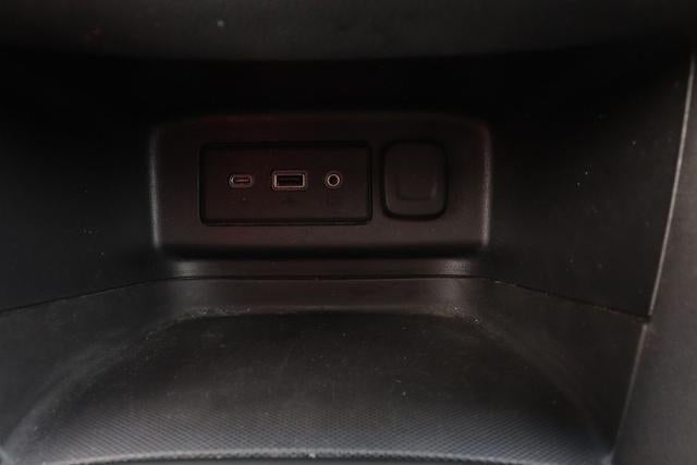 2022 Chevrolet Equinox - $15,965