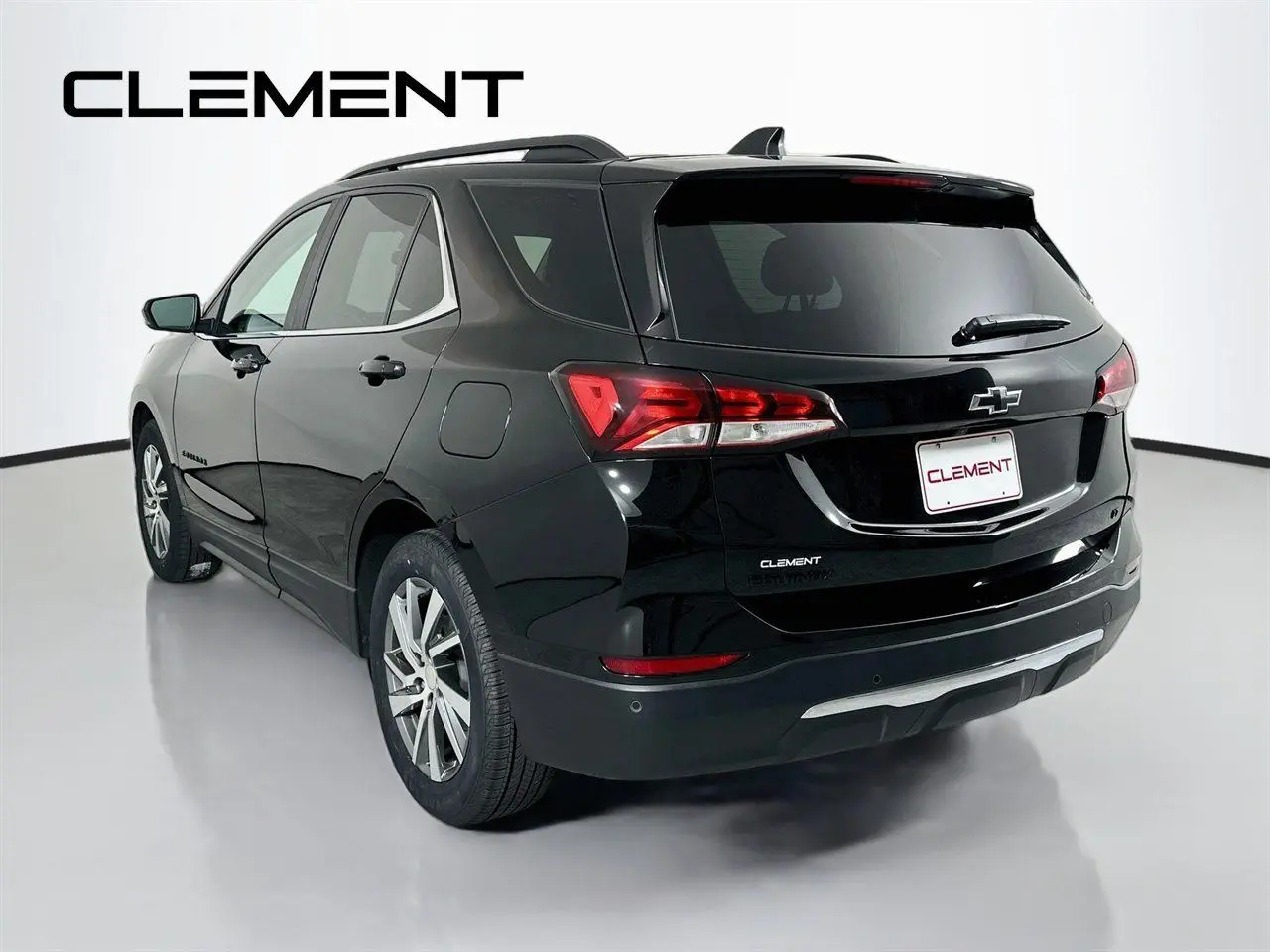 2022 Chevrolet Equinox - $17,995