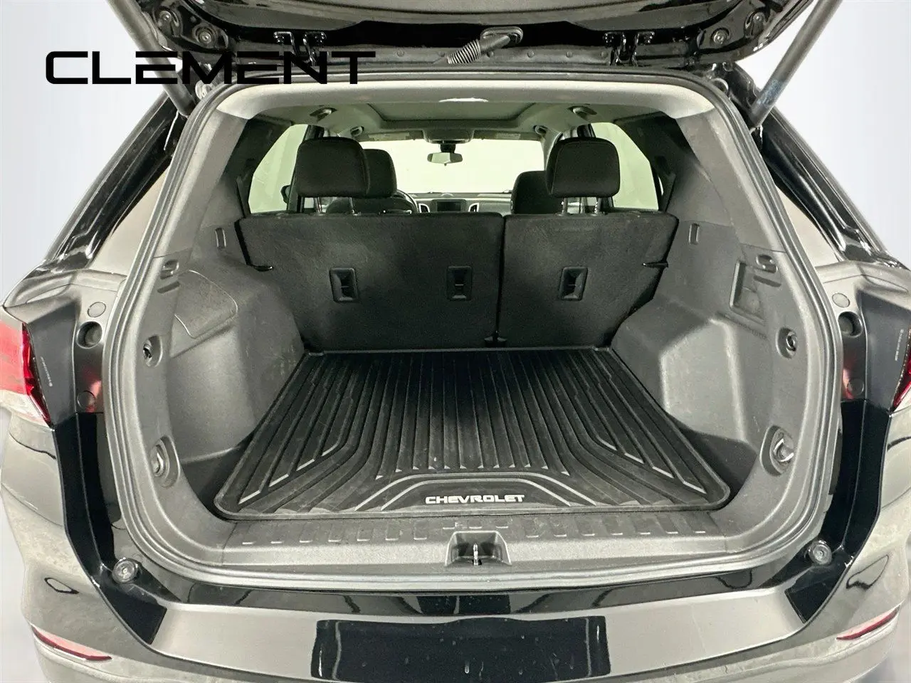 2022 Chevrolet Equinox - $17,995