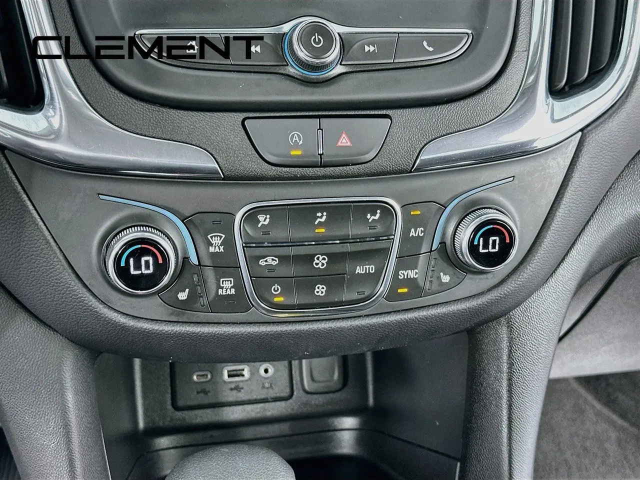 2022 Chevrolet Equinox - $17,995