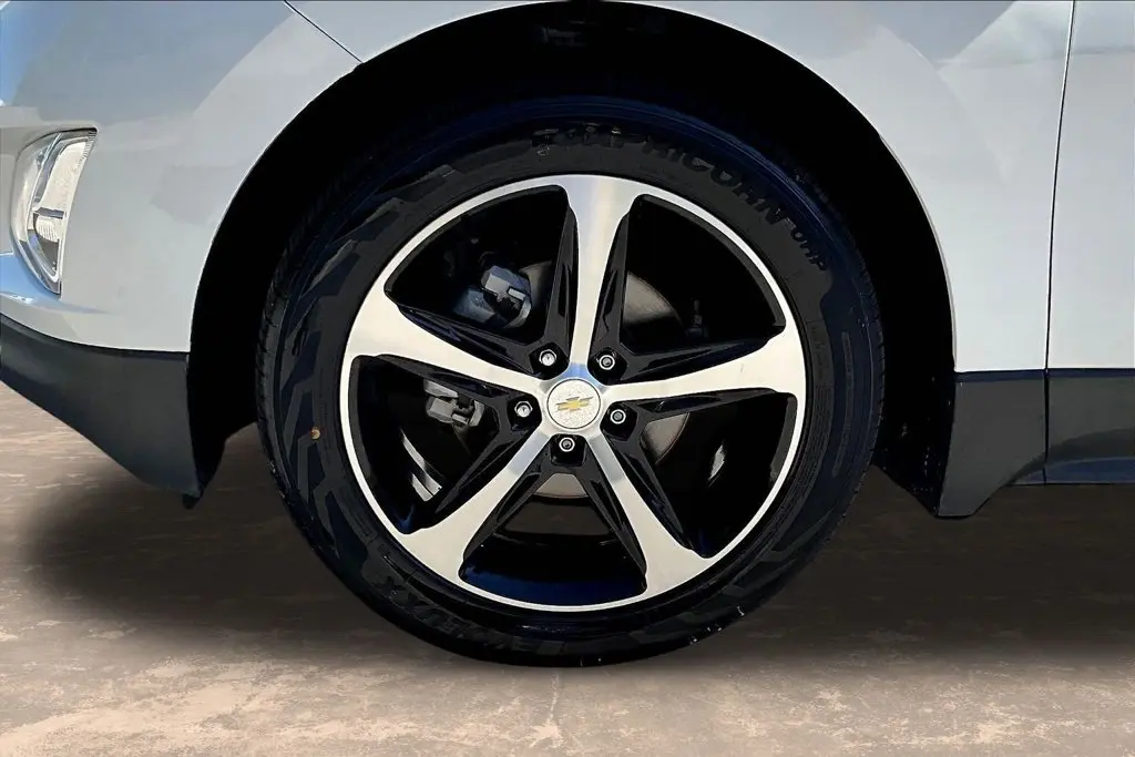 2021 Chevrolet Equinox - $13,500