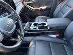 2025 Equinox Thumbnail 16