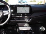 2025 Equinox Thumbnail 18
