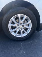 2018 Equinox Thumbnail 18