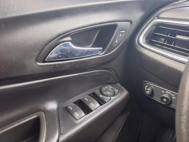 2019 Chevrolet Equinox - $11,995