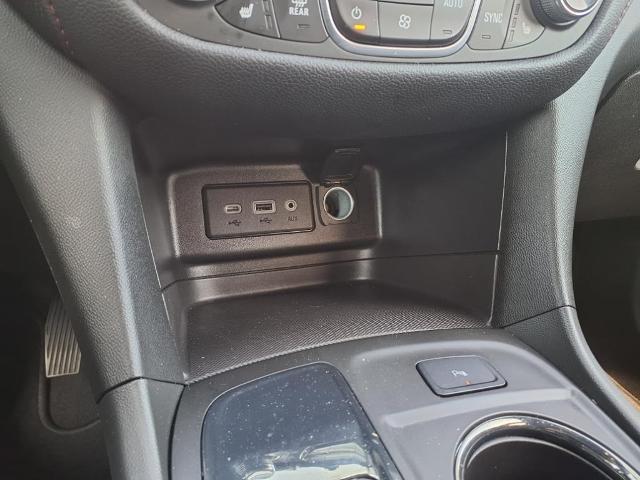 2022 Chevrolet Equinox - $23,995