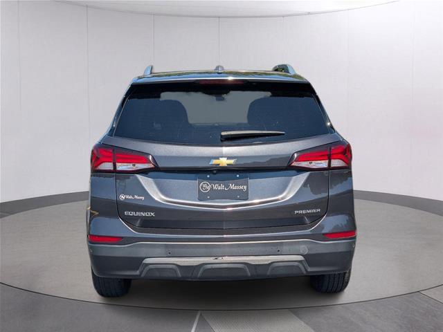 2022 Chevrolet Equinox - $19,770