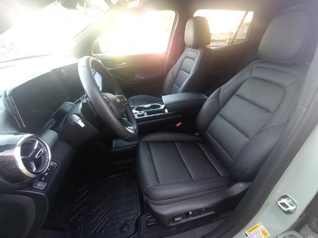 2026 Chevrolet Equinox - $31,990