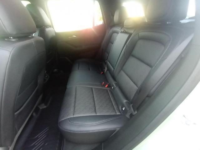 2026 Chevrolet Equinox - $31,990