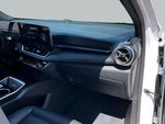 2025 Equinox Thumbnail 17