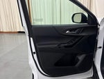 2026 Equinox Thumbnail 16