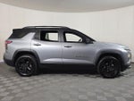 2025 Equinox Thumbnail 9