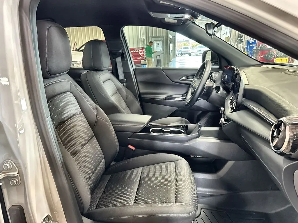 2025 Chevrolet Equinox - $24,428